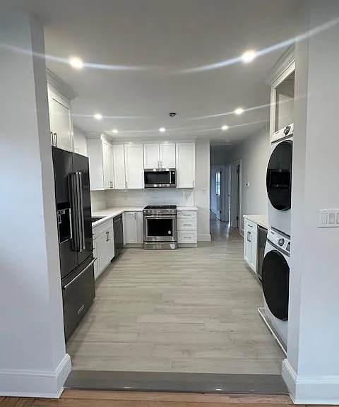 361 E Olive St — Photo 5