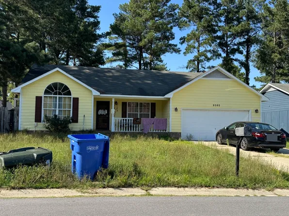 9505 Gooden Dr, Fayetteville, NC 28314