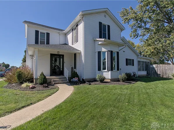 106 E Monument St, Pleasant Hill, OH 45359