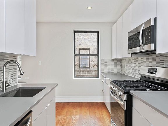 2nd image of 41-60 Bowne St #4E