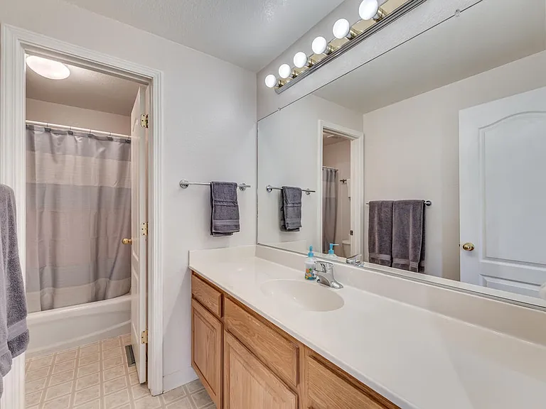 4791 Mesa Meadows Dr — Photo 30