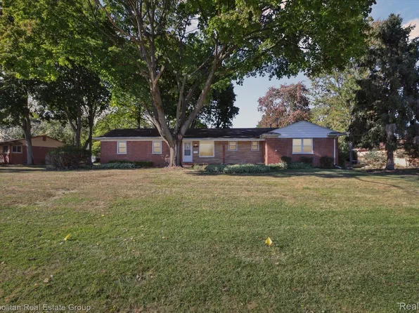 26115 Steele Rd, Farmington Hills, MI 48331