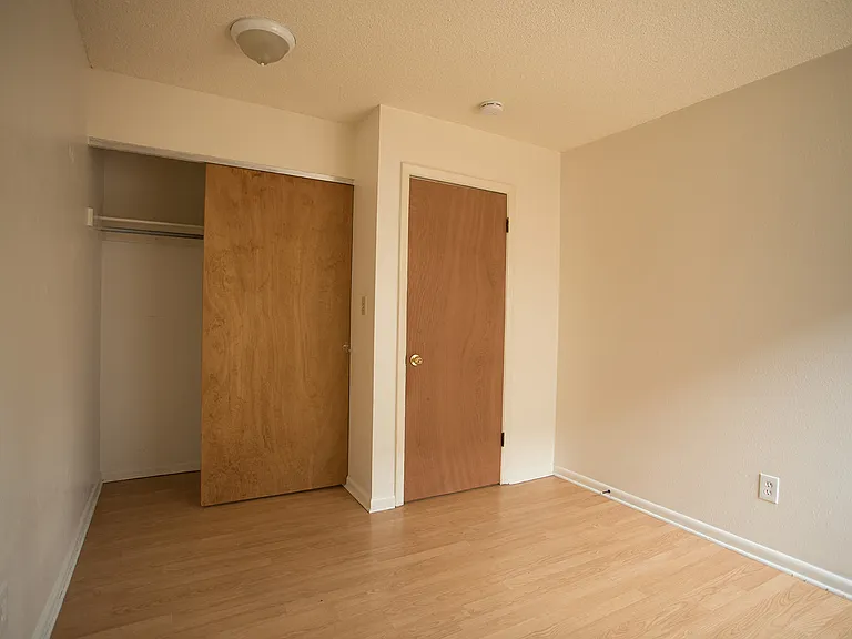 3220 Madison Ave — Photo 43