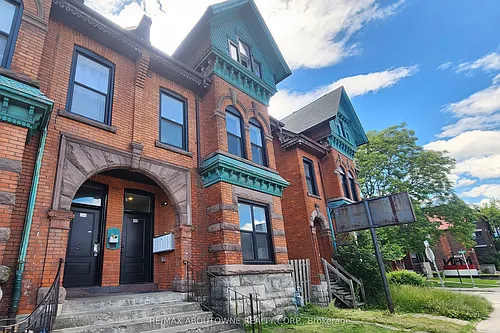 498 Main St E #1A Photo 1