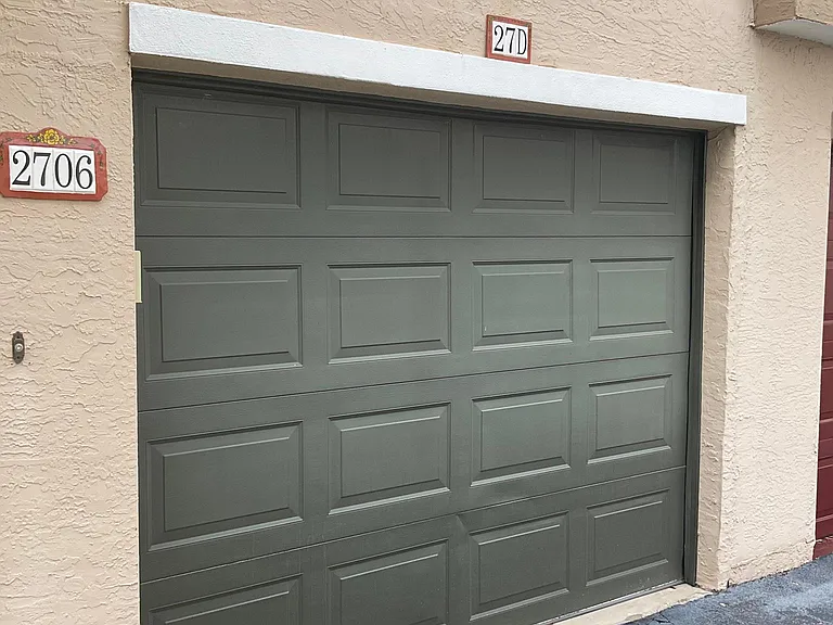 10075 Gate Pkwy N #2706 — Photo 3