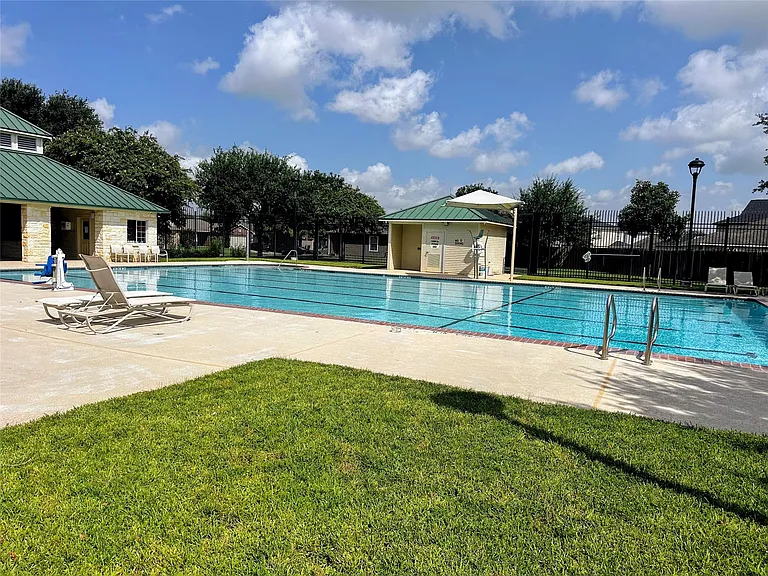 7722 Prairie Fire Ln — Photo 40