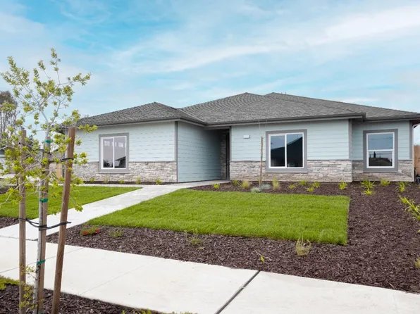 514 W Tule Ave, Woodlake, CA 93286