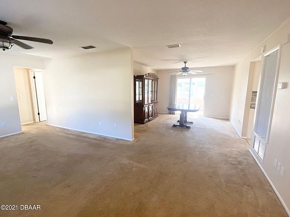 3rd image of 1188 N Tracy Dr