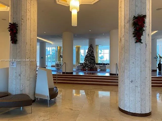 5151 Collins Ave #1036 — Photo 31