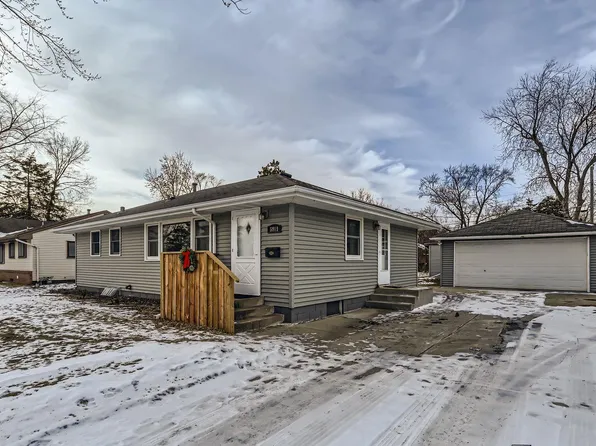 5919 Halifax Pl, Brooklyn Center, MN 55429
