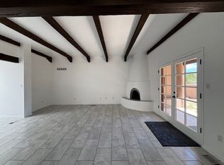 370 Calle Colina, Santa Fe, NM 87501