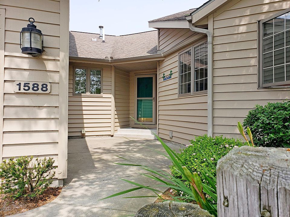 1st image of 1588 W Harbour Towne Cir