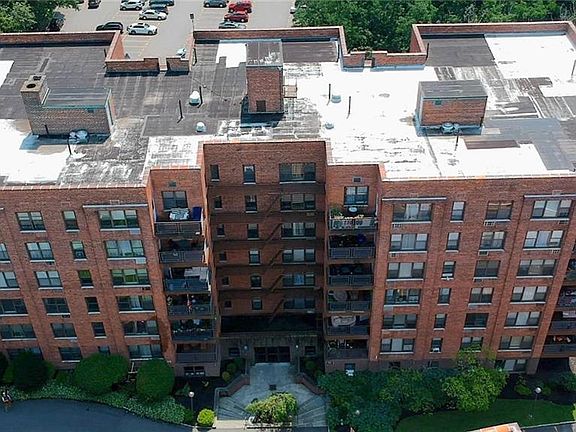 2nd image of 119 S Highland Ave APT 3B