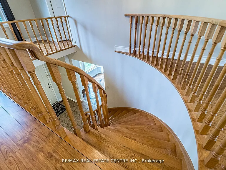 1134 Deer Run — Photo 9