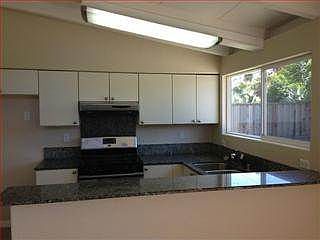 5th image of 1495 Cathay Dr