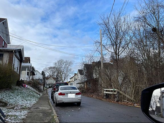 4th image of 333 Lloyd St