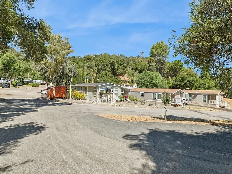 Resthaven Mobile Home Park — Photo 13