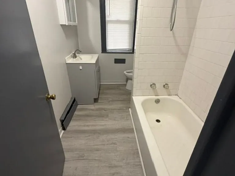159 N Main St — Photo 14