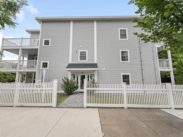 244 Main St #1, Medford, MA 02155