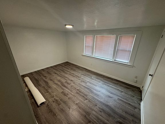 2nd image of 100B W Cummings Ave #B