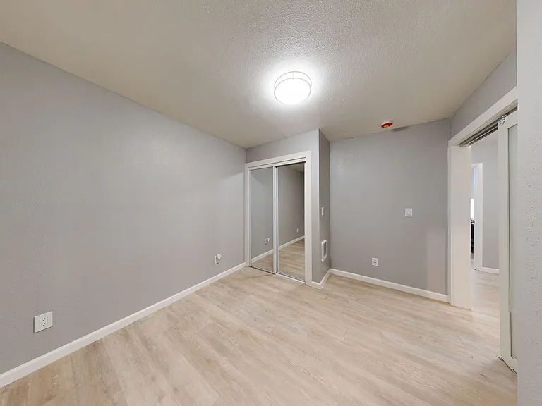 351 Lester Ave — Photo 29