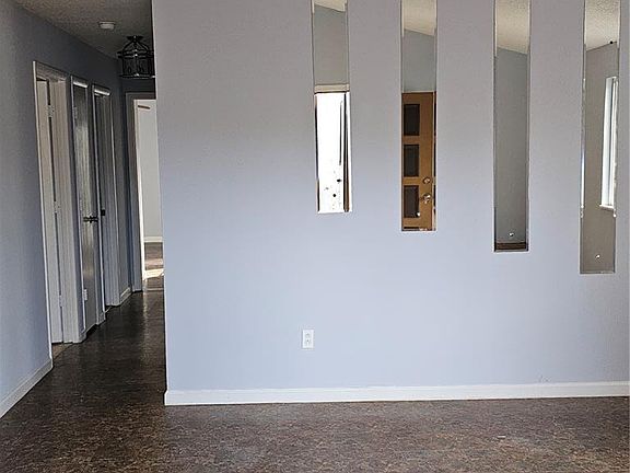2nd image of 35 Lilac St