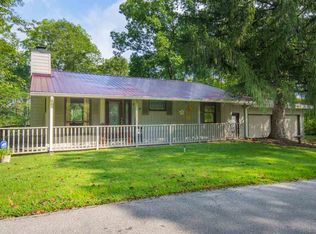 120 W Lake Dr, Nashville, IN 47448