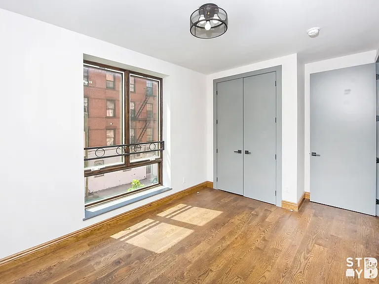599 Myrtle Ave #2R — Photo 11