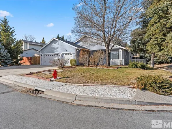 14425 Lasso Dr, Reno, NV 89511
