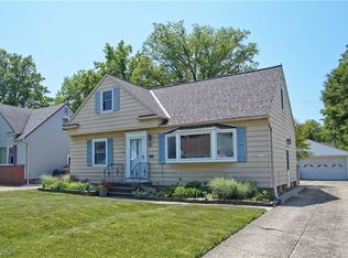 760 Pendley Rd, Willowick, OH 44095