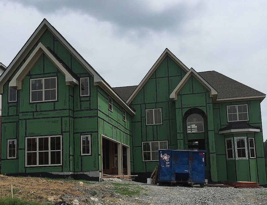2nd image of 111 Copper Creek Dr
