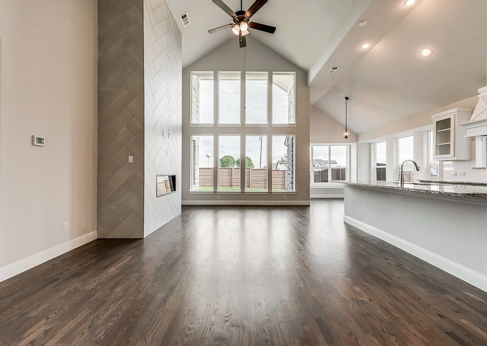 1230 Stagecoach Trl, Justin, TX 76247 | Zillow