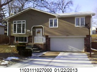 801 W Leon Dr, Lincoln, NE 68521