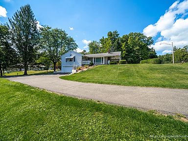 29 Oak St Towanda Pa 18848 Zillow