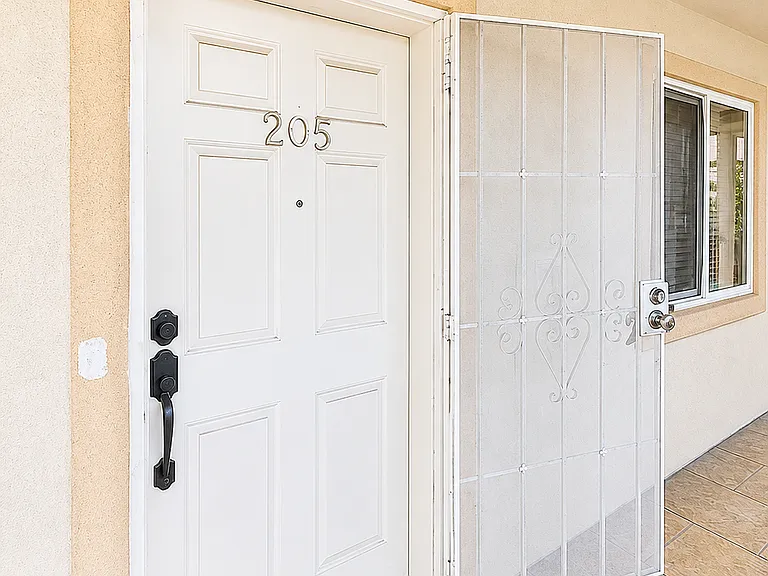 13623 Sherman Way #205 — Photo 19