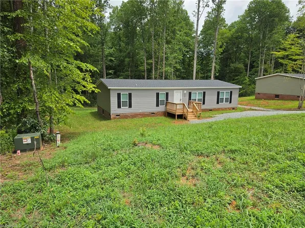 196 Briar Creek Ests, Thomasville, NC 27360