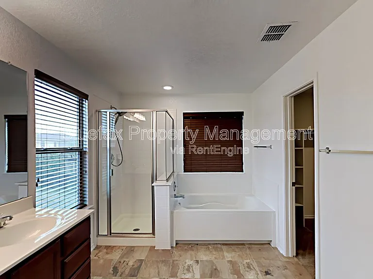 10043 Placid Bay — Photo 33