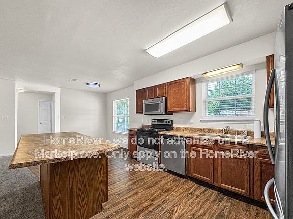 5th image of 4184 Marcus Ct