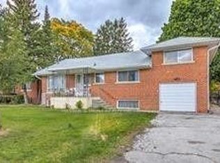 146 Yorkview Dr, Toronto, ON M2R1K1