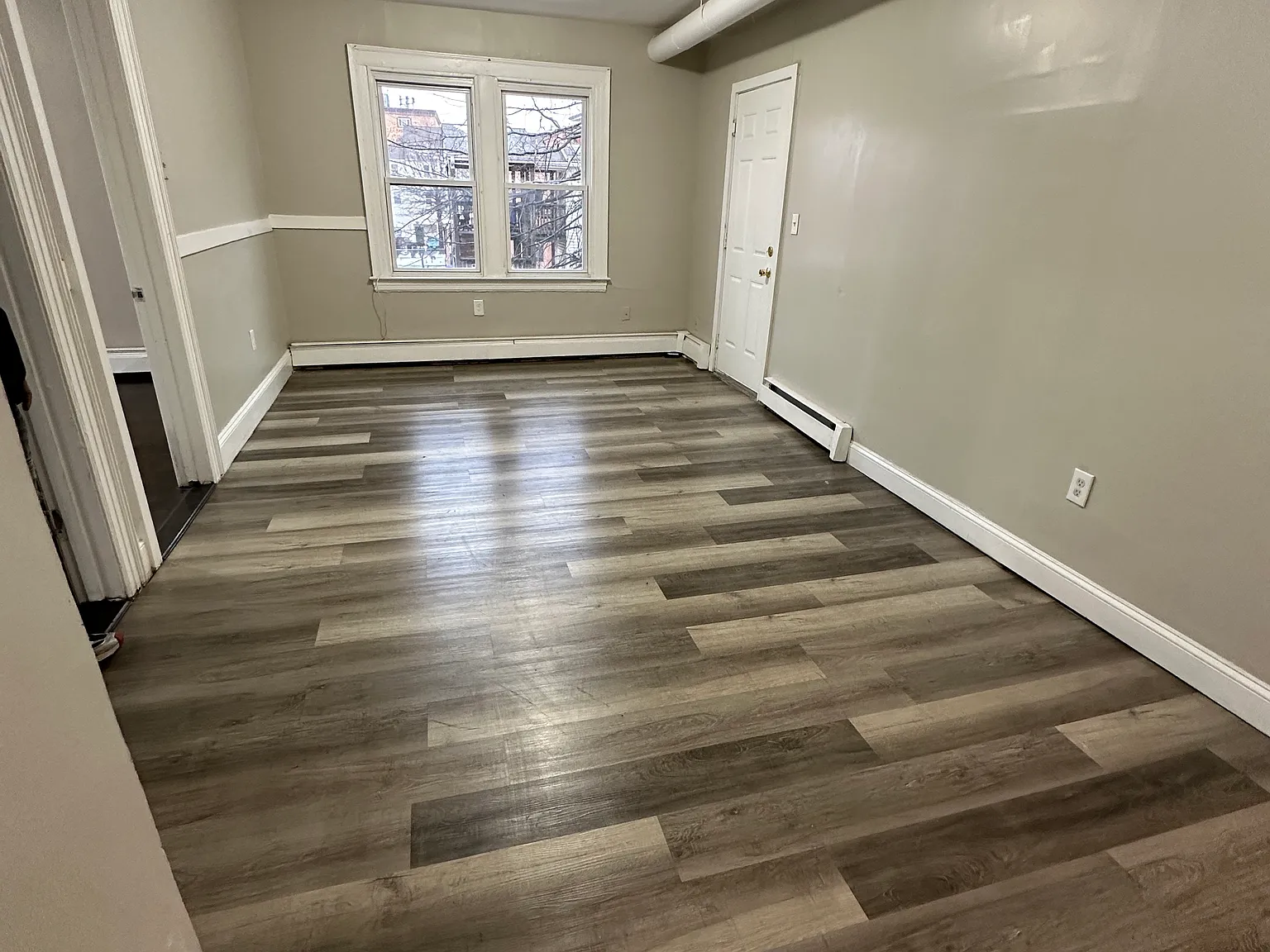 35 Squire St — Photo 3