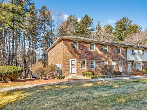 47 Oakridge Drive, Londonderry, NH 03053