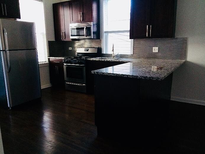 1st image of 1714 W Pierce Ave APT Ch