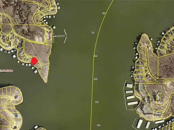 8 Rocky Shores Ln, Sunrise Beach, MO 65079