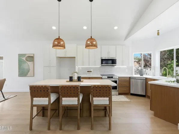3713 E TARO Lane, Phoenix, AZ 85050