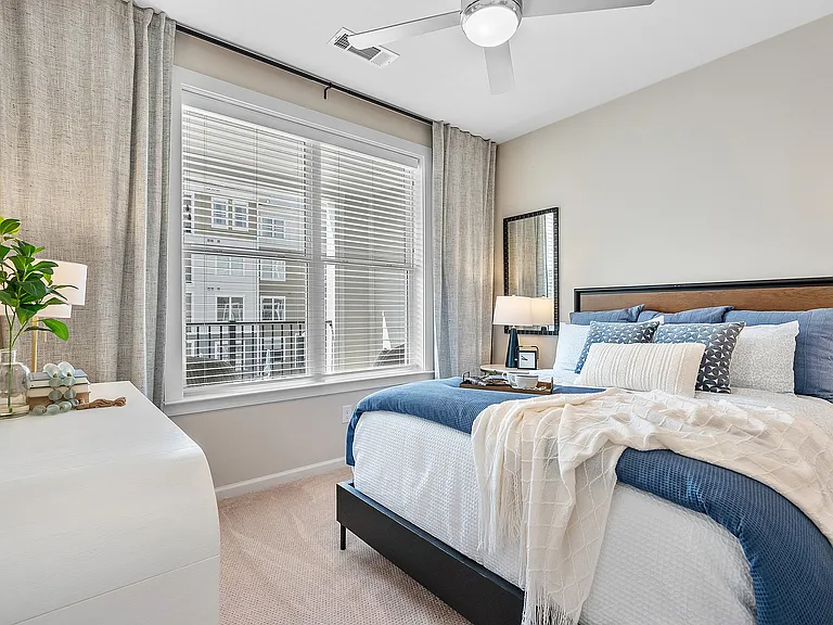 Rosalia Verdae - 55+ Active Adult Apartment Homes — Photo 20