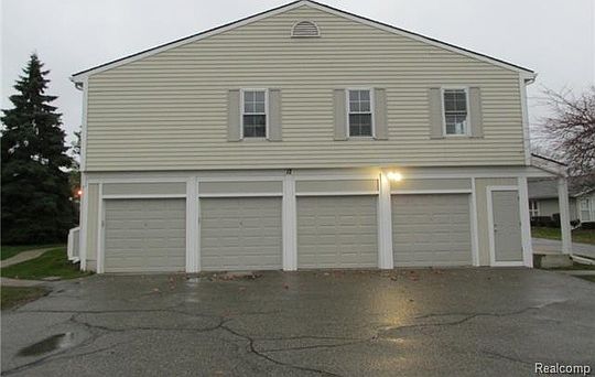 4th image of 39755 Village Wood Ln #379
