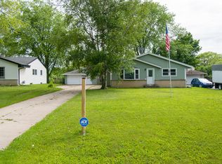 5603 W Calumet Rd, Milwaukee, WI 53223