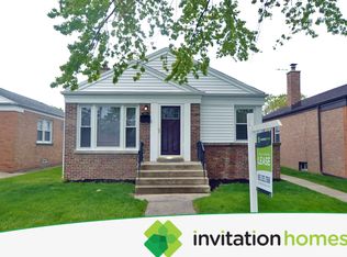 5550 N Lotus Ave #1, Chicago, IL 60630
