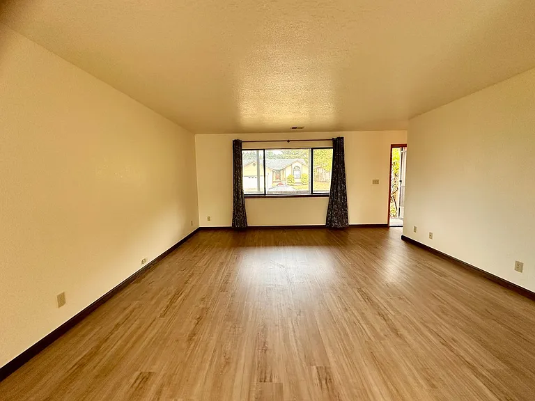 6242 Pryor St — Photo 4