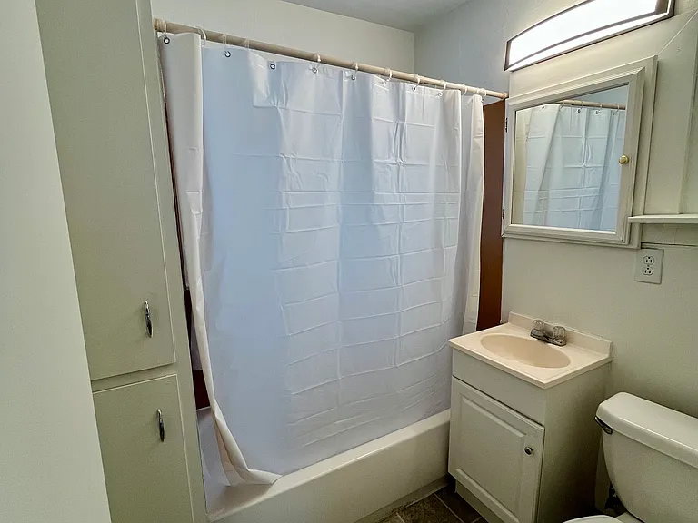 1125 Shipping St NE — Photo 16